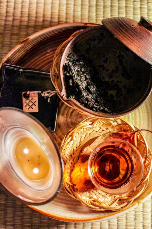 Thé Brun Grillé du Japon - Douceur Flambée - Vue d'ensemble