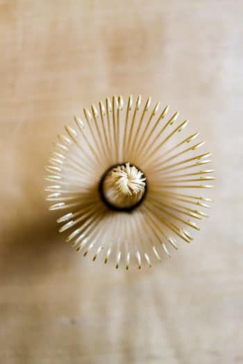 Chasen ou fouet à Matcha fabriqué au Japon - Curiousitea