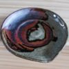 Coupelle infuseuse MAGMA - Nanatoku Sasara by Misaki IMAOKA - Céramique fait main en France - Curiousitea